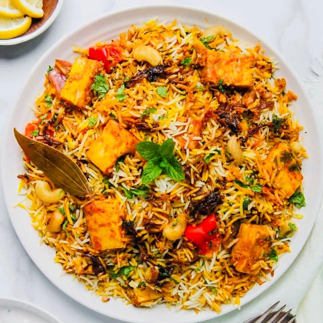 Andhra Spl Paneer Biryani (Family Pack).