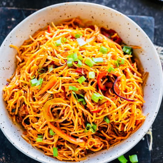 Schezwan Veg Hakka Noodles