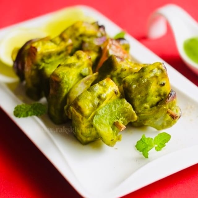 Hariyali Paneer Tikka (7 Pcs).