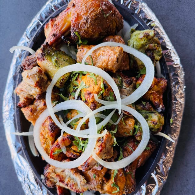 Chicken Platter (Chicken Seekh Kabab, Chicken Tikka, Malai Chicken, Hariyali Chicken, Tandoori Chicken).
