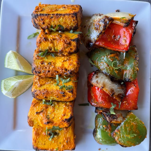 Paneer Tikka (7 Pieces Paneer).