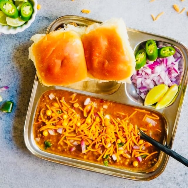 Misal Pav.