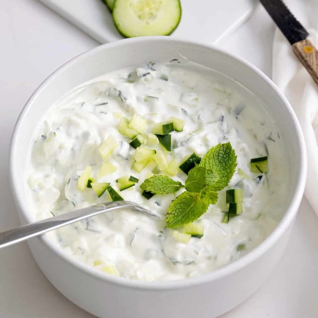 Raita (.).