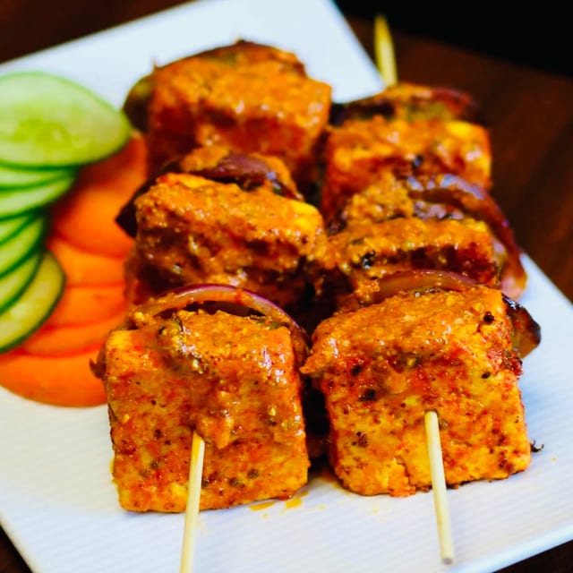 Achari Paneer Tikka (7 Pcs).